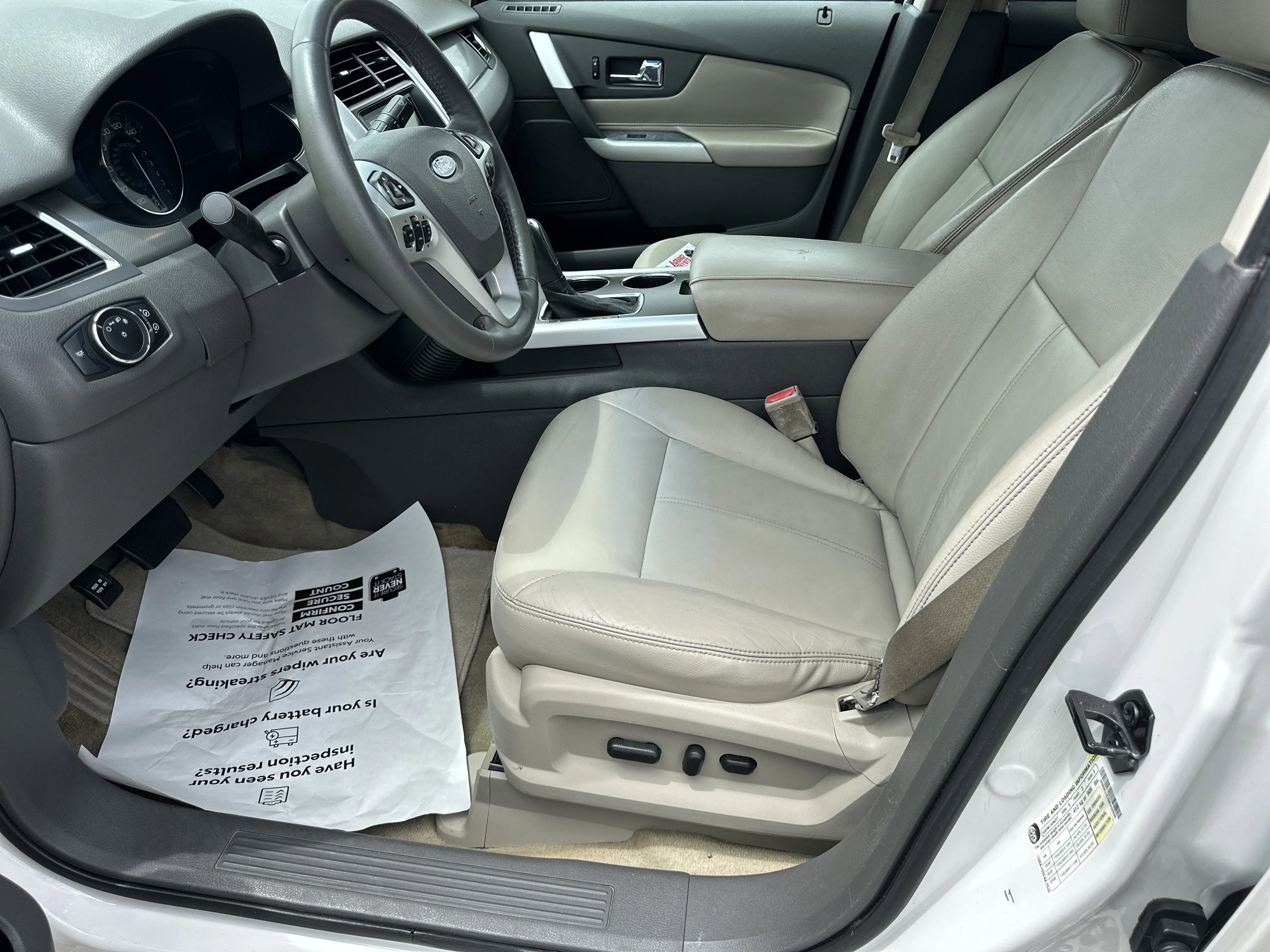 Used 2011 White Platinum Metallic Tri-Coat Ford SEL image 9
