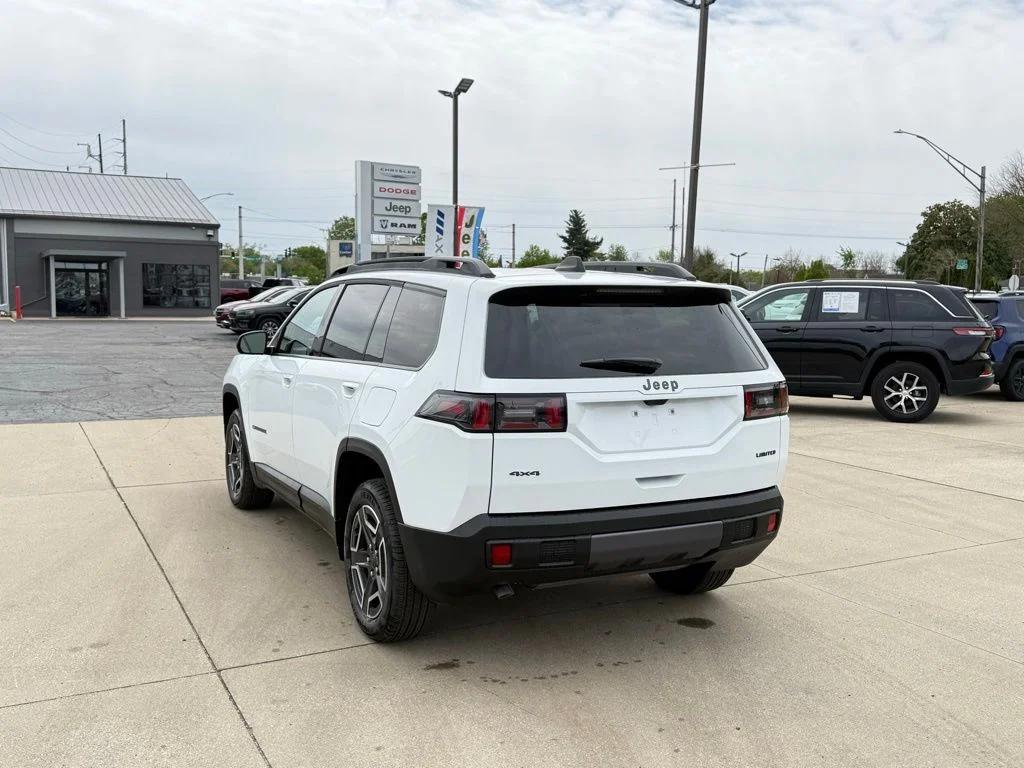 New 2026 Bright White Clear-Coat Exterior Paint Jeep Limited image 5
