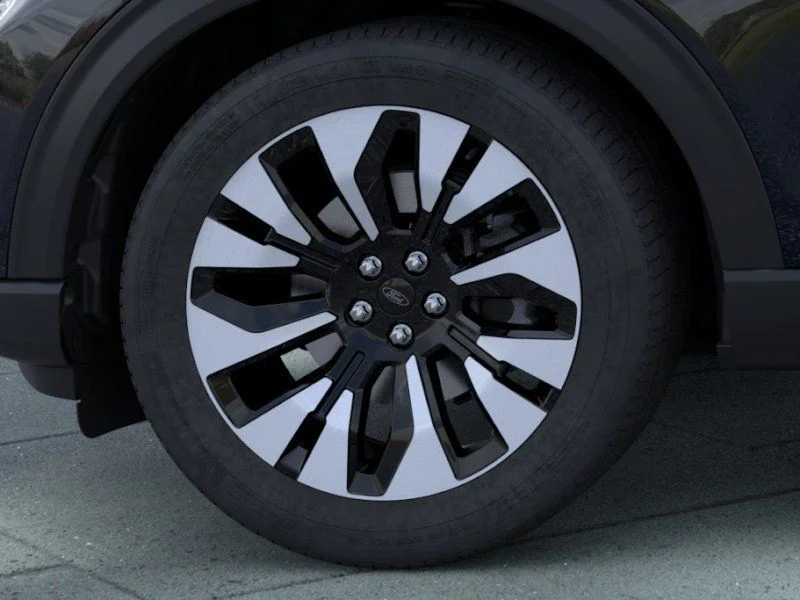 New 2026 Black Ford Platinum image 19