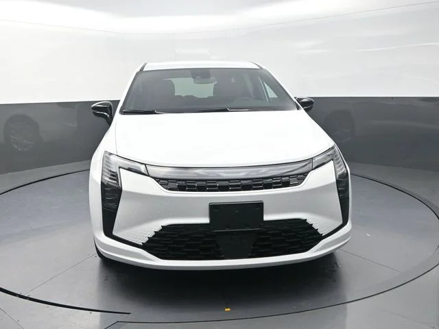 New 2027 Bright White Clear-Coat Exterior Paint Chrysler Select image 4