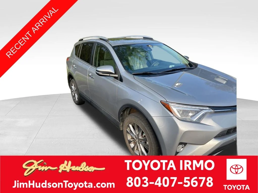 2016 Toyota RAV4 Limited's photo