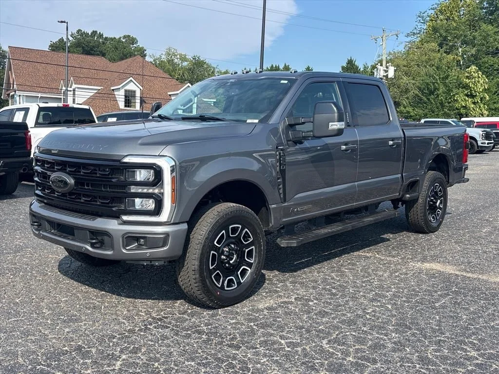 Used 2024 Gray Ford Lariat image 3