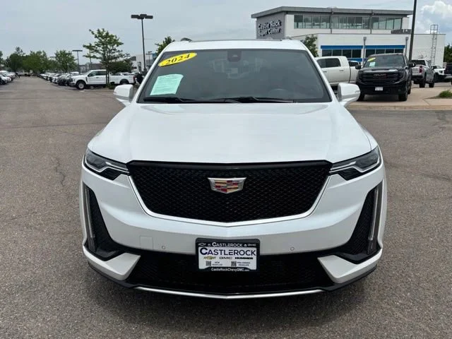 Used 2024 Crystal White Tricoat Cadillac Sport image 9