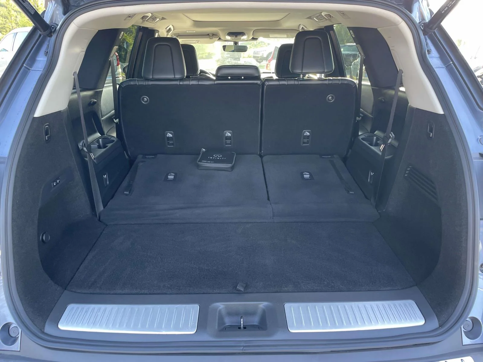 Used 2023 Blue INFINITI SENSORY AWD image 31
