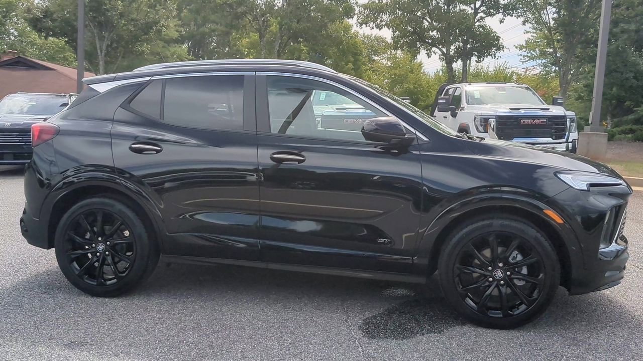 2026 Buick Encore GX Sport Touring - Photo 9