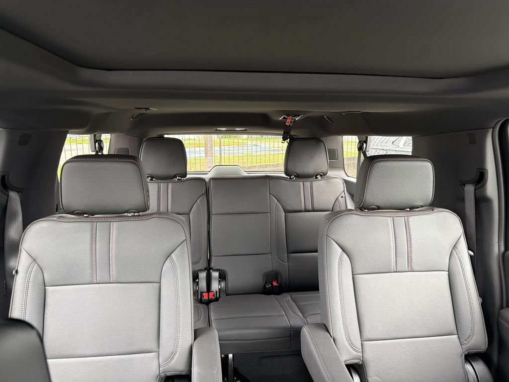 2026 Chevrolet Suburban RST - Photo 40