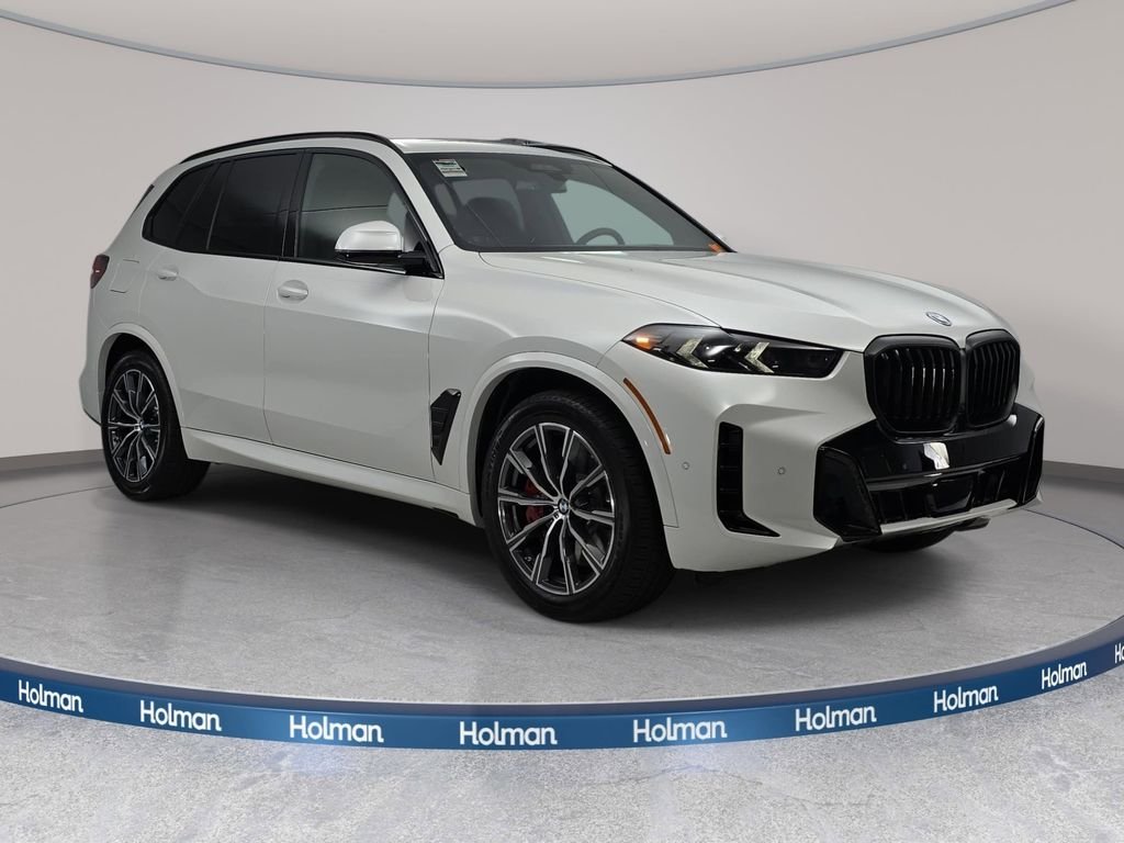 New 2026 Mineral White Metallic BMW xDrive50e image 3