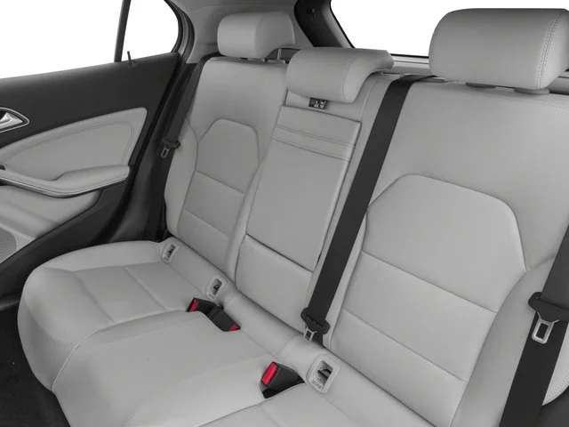 Used 2017 Cirrus White Mercedes-Benz GLA 250 image 18