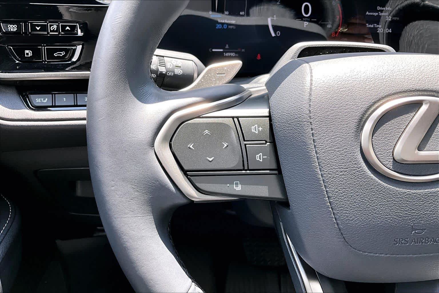 Used 2025 Nightfall Mica Lexus Luxury image 22