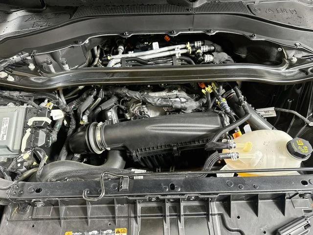 Certified Used 2025 Gray Ford ST-Line image 25