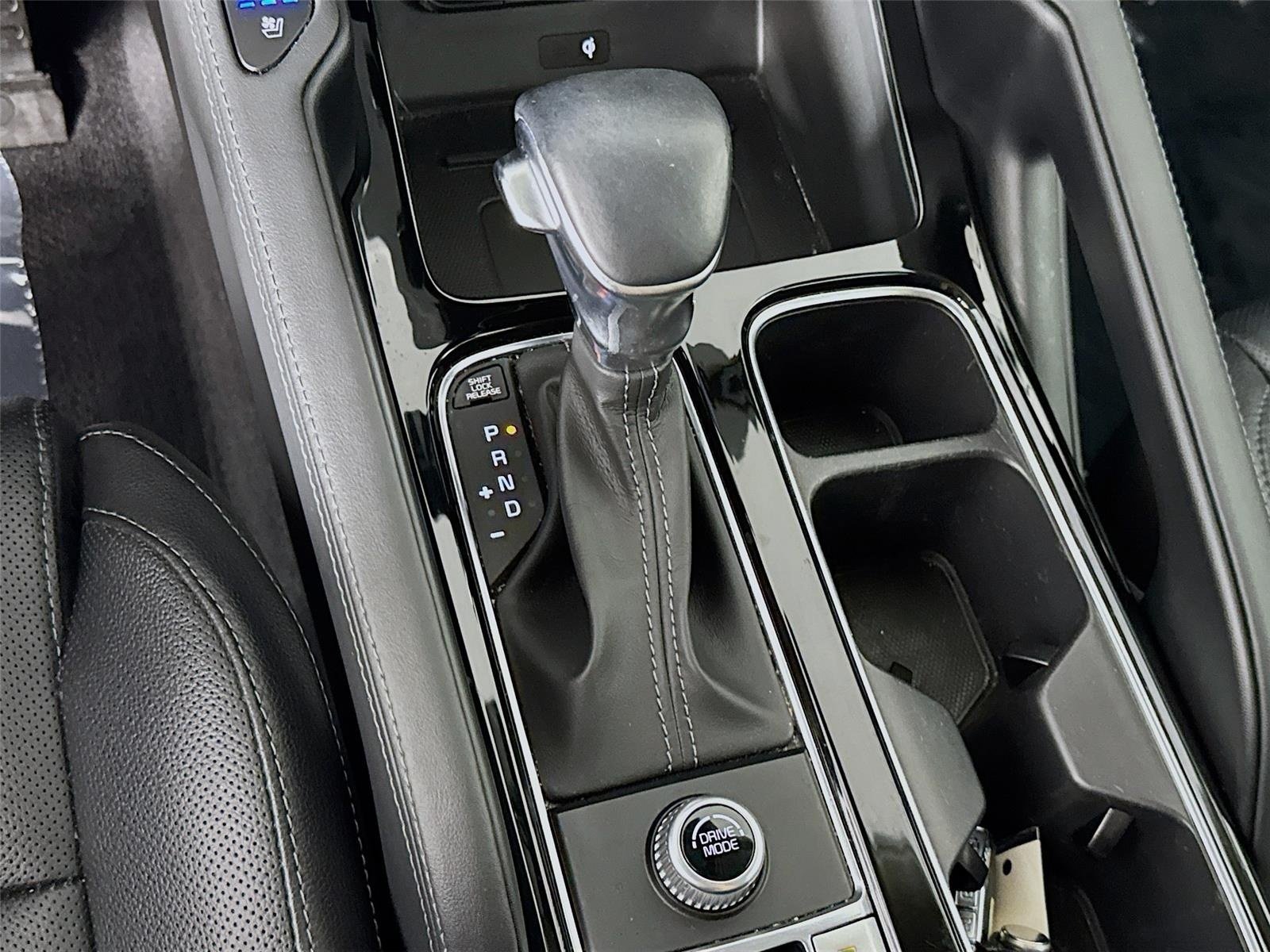 Used 2021 Everlasting Silver Kia SX image 19