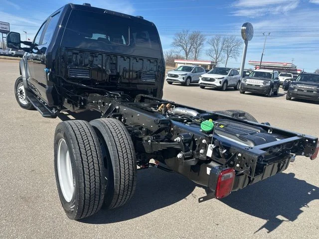 New 2026 Agate Black Metallic Ford F-550® XL image 24