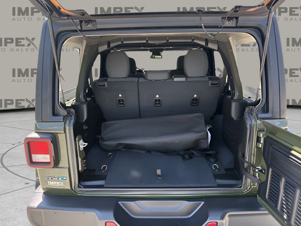 Used 2024 Green Jeep Sport S 4xe image 29
