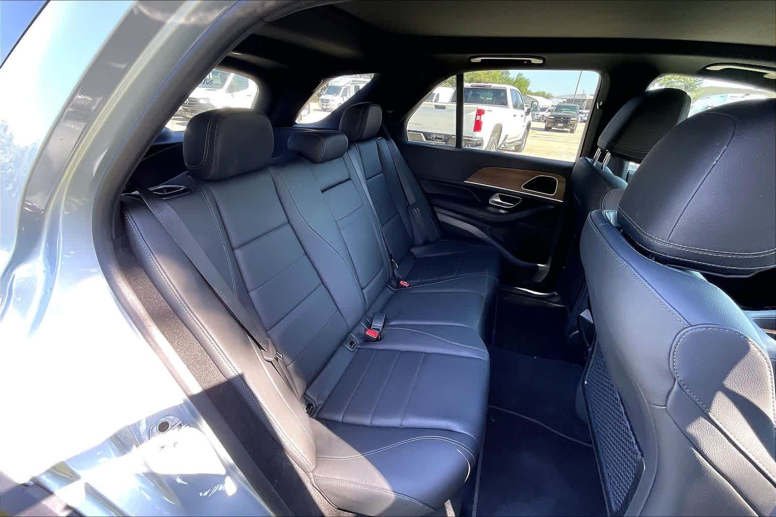 2025 Mercedes-Benz GLE GLE450 - Photo 19