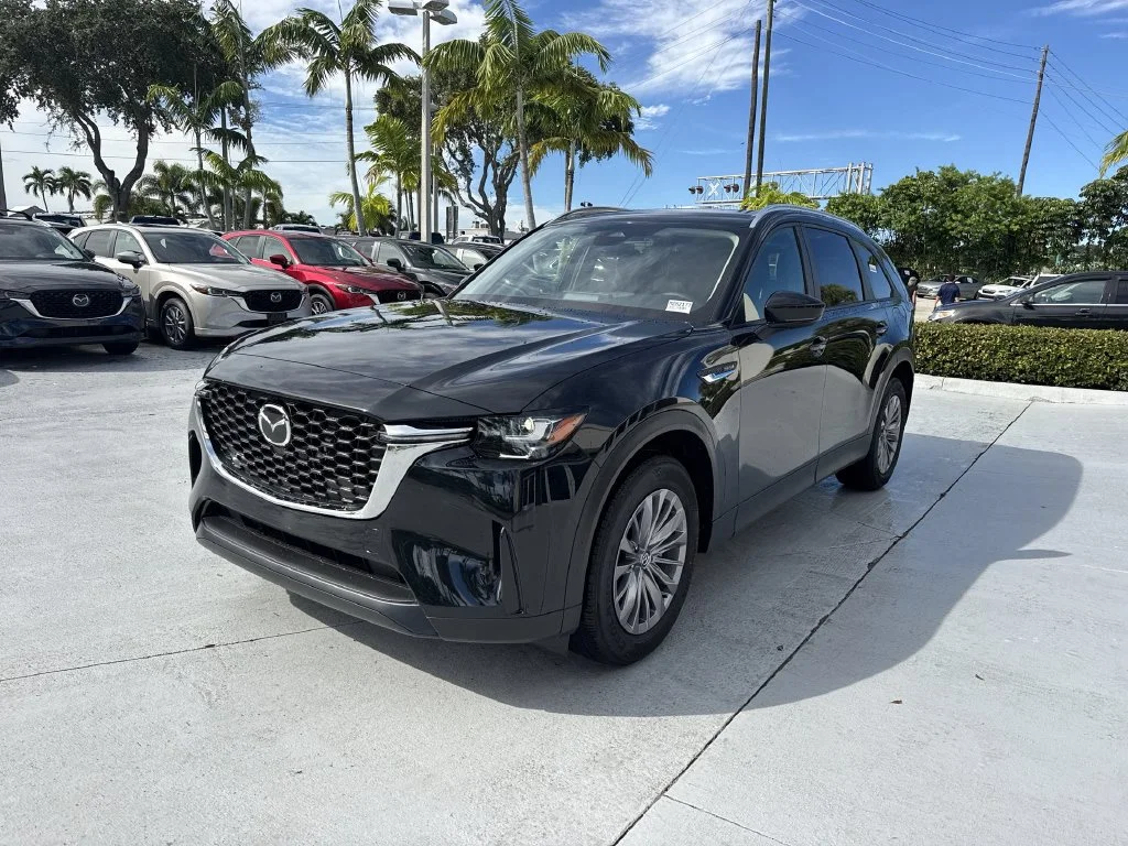 New 2026 Jet Black Mazda 3.3 Turbo Select AWD image 9