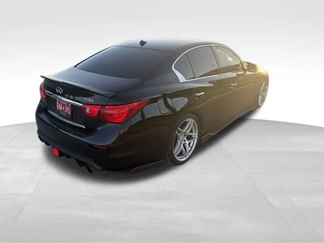 Used 2015 Black INFINITI Premium image 3