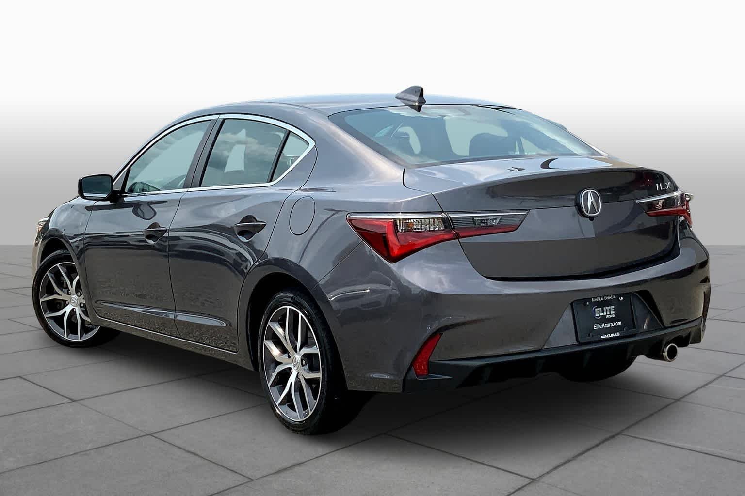 Used 2019 Modern Steel Metallic Acura w/Premium Pkg image 10