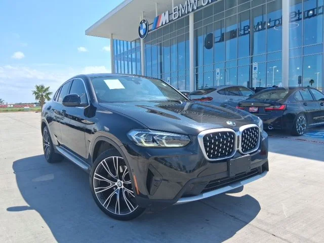 2024 BMW X4 xDrive30i's photo