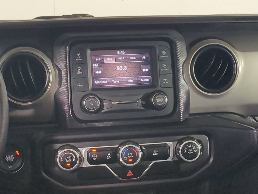 2021 Jeep Wrangler Unlimited Willys Sport - Photo 19