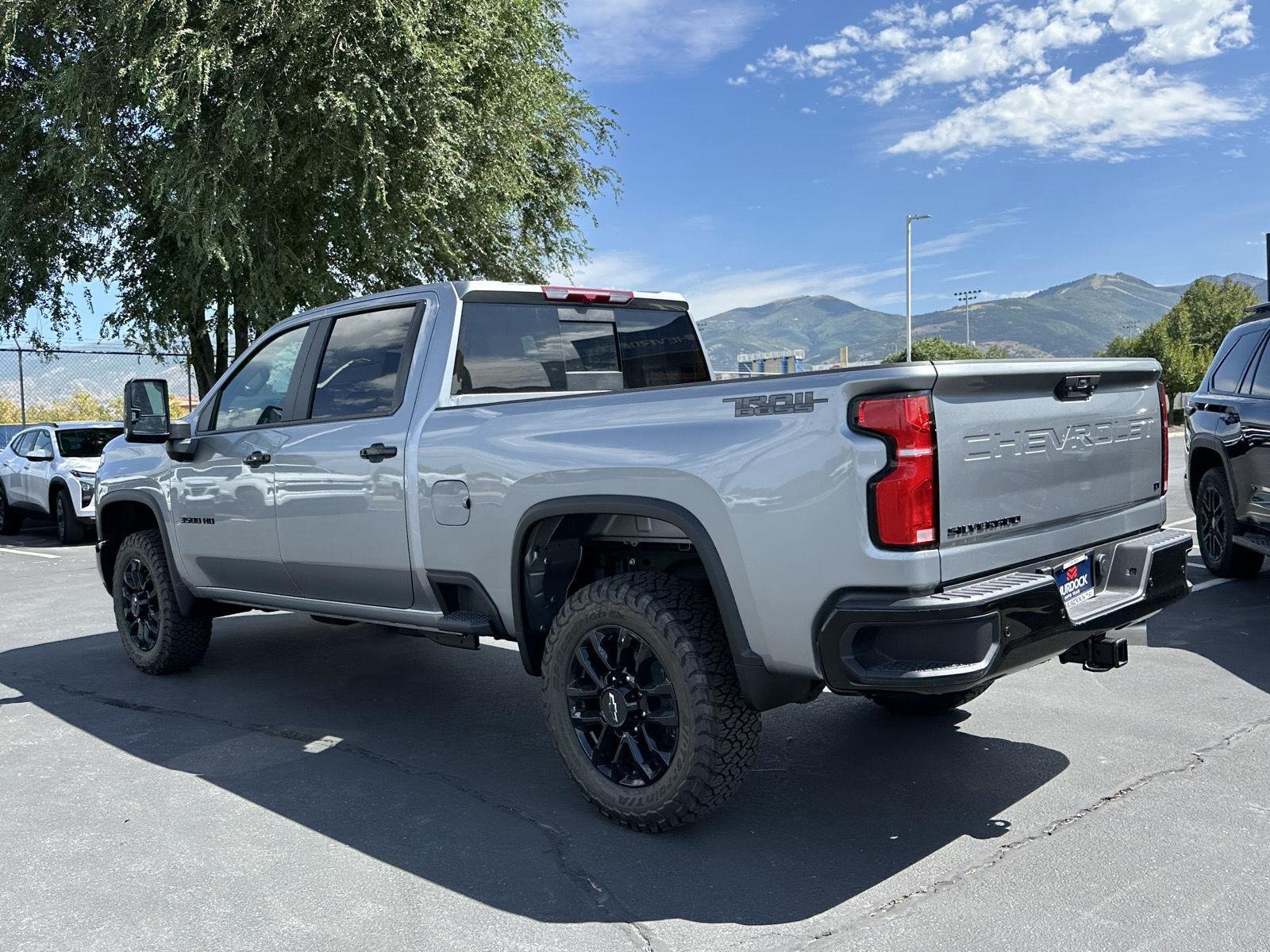2026 Chevrolet Silverado 3500 HD LT - Photo 10