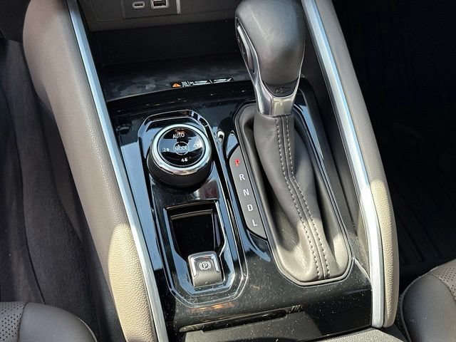 2023 Chevrolet Colorado ZR2 - Photo 31