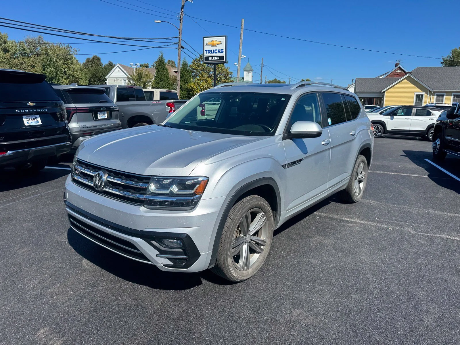Used 2019  Volkswagen 3.6L V6 SE image 2
