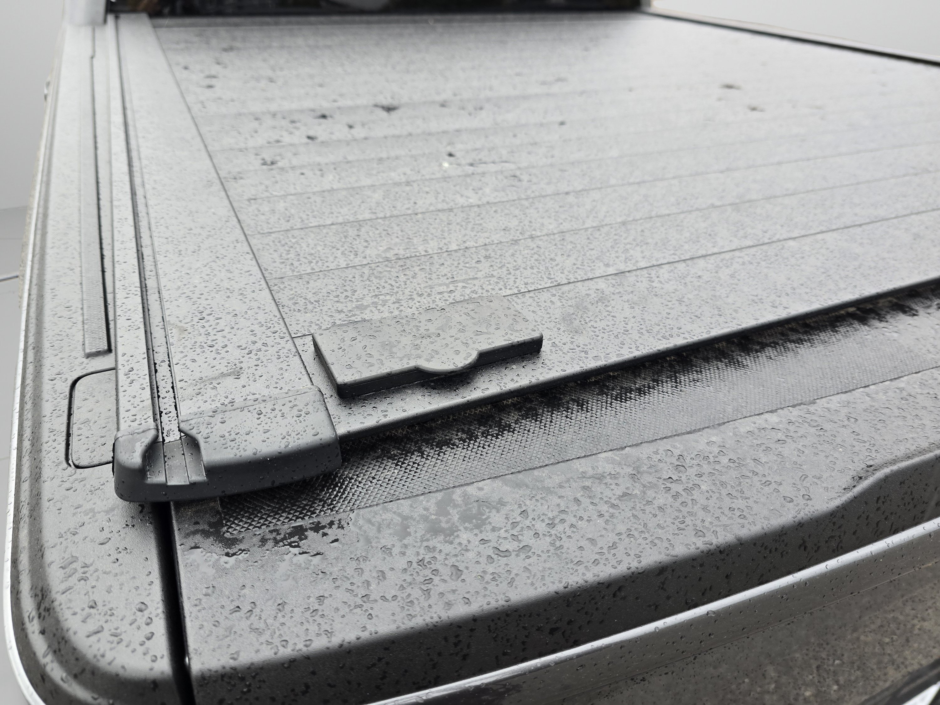 New 2026 Carbonized Gray Metallic Ford LARIAT image 28