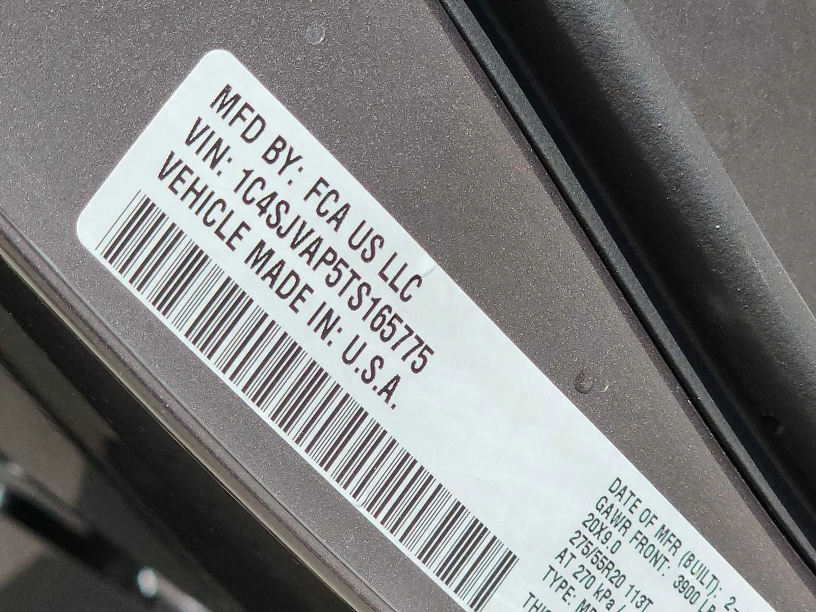 New 2026 Baltic Gray Metallic Clearcoat Jeep  image 25