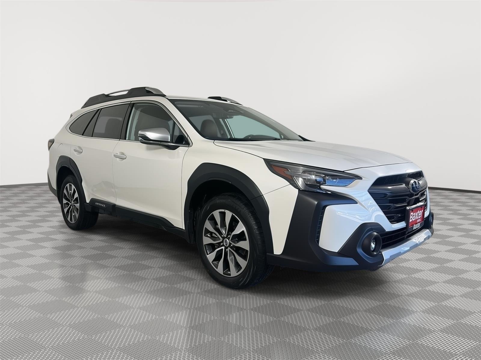 2023 Subaru Outback Touring XT's photo