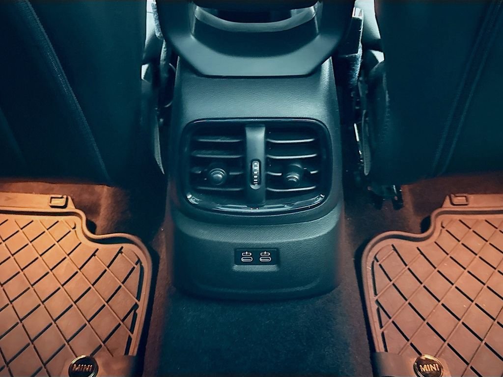 Used 2021 Black MINI Base image 26