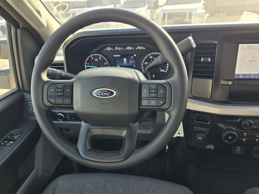 2025 Ford F-550 Super Duty Chassis Cab XL - Photo 31