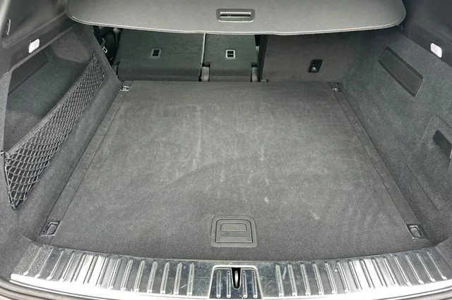 Used 2024  Porsche Base image 14