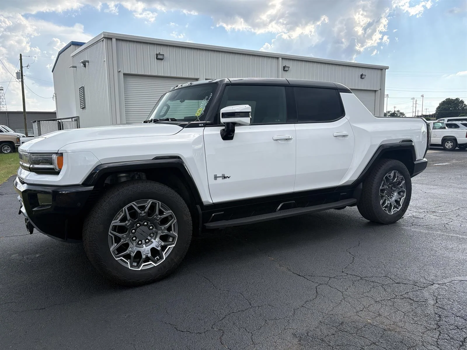 2025 GMC HUMMER EV Pickup