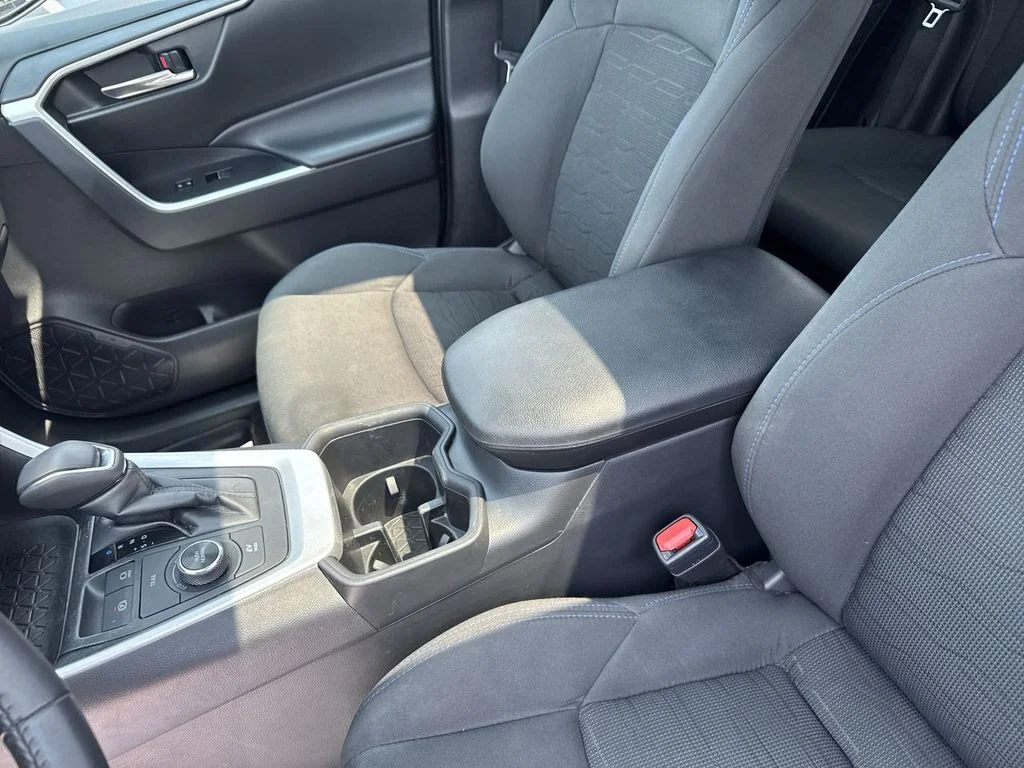 Used 2022 Gray Toyota SE image 27