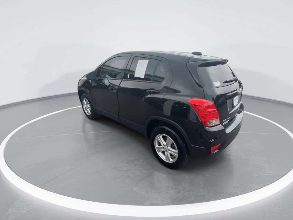Used 2021 Black Chevrolet LS image 6