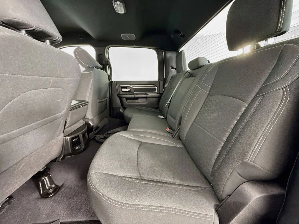 Used 2025 White Ram Big Horn image 24