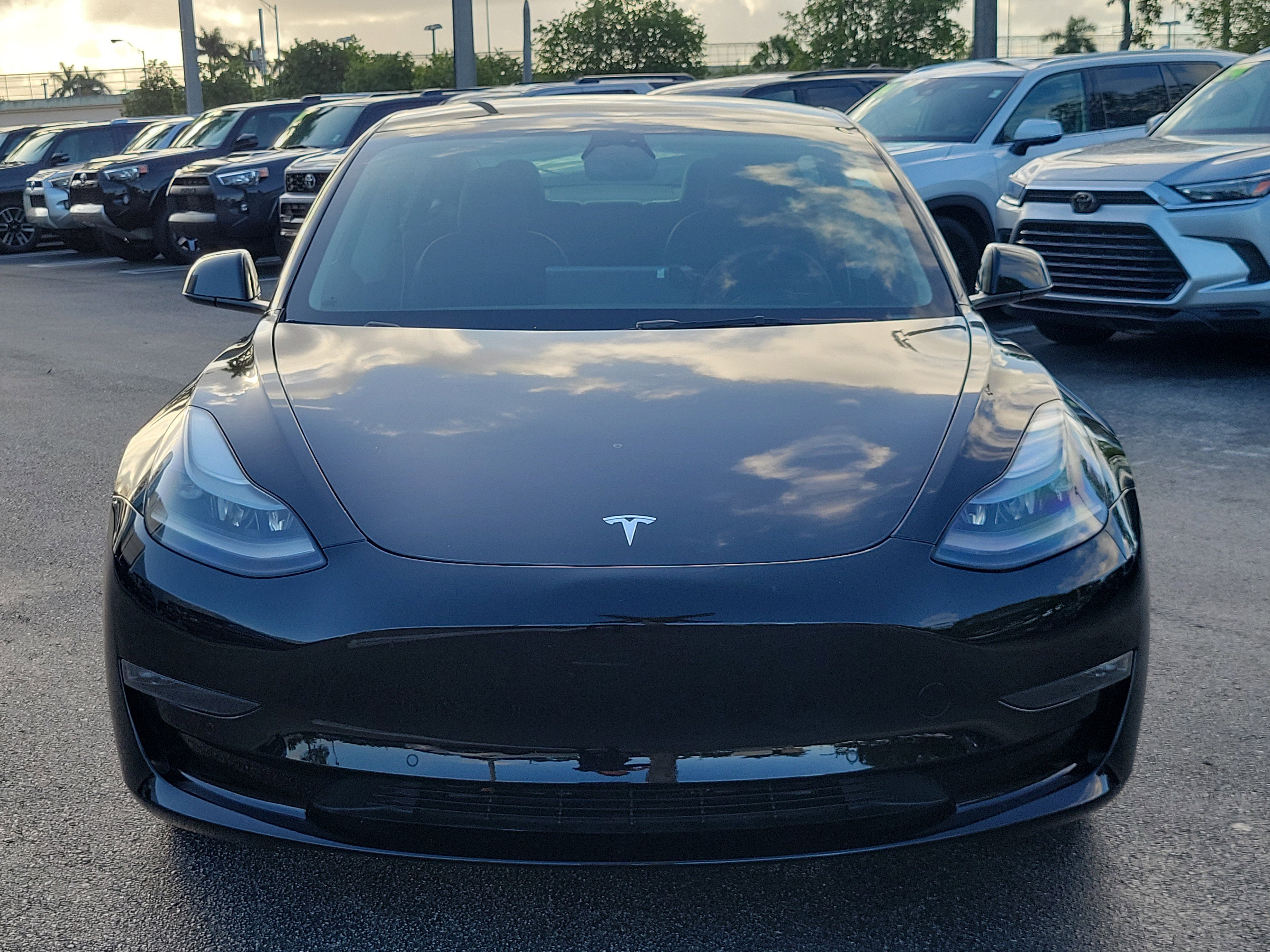 Used 2022 Tesla Model 3 Long Range with VIN 5YJ3E1EB4NF266693 for sale in Doral, FL