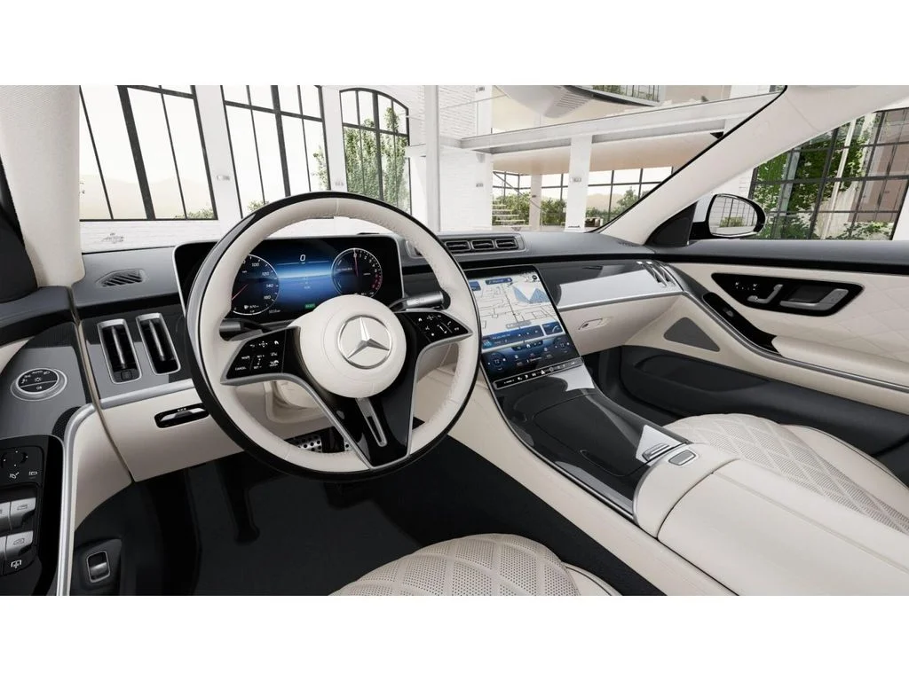 Used 2025 White Mercedes-Benz S 580e image 3