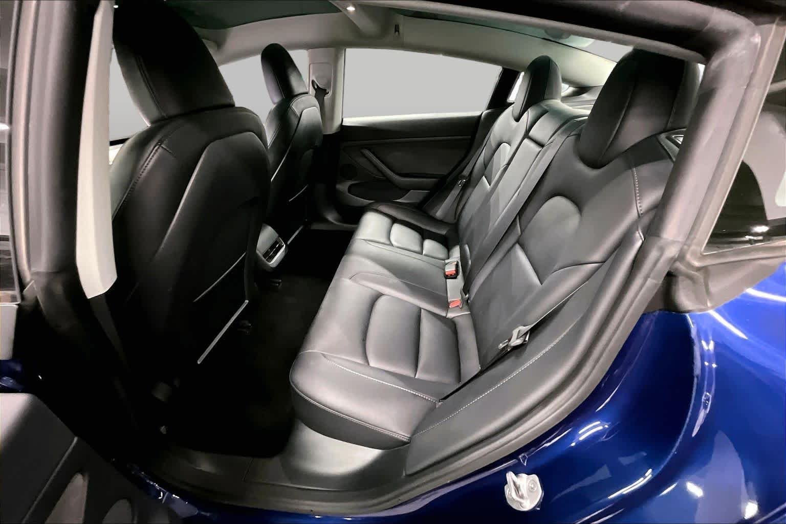 Used 2023 Deep Blue Metallic Tesla  image 19