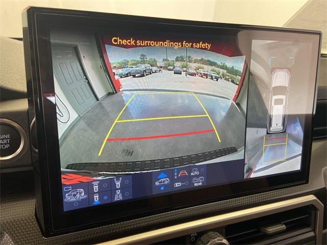 Certified Used 2025 WIND CHILL PEARL Toyota  image 26