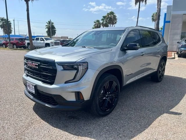 Used 2025 Sterling Metallic GMC Elevation image 3