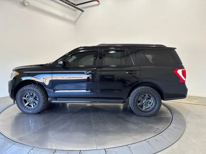 Used 2021 Black Ford XLT image 4