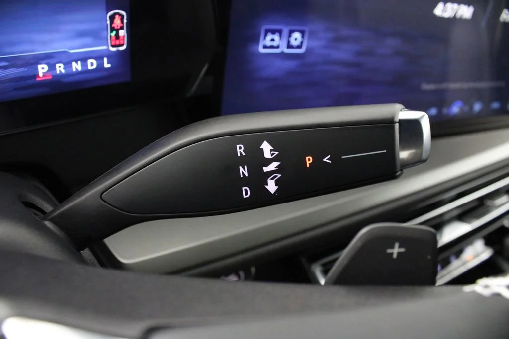 New 2026 Summit White Chevrolet LT image 25