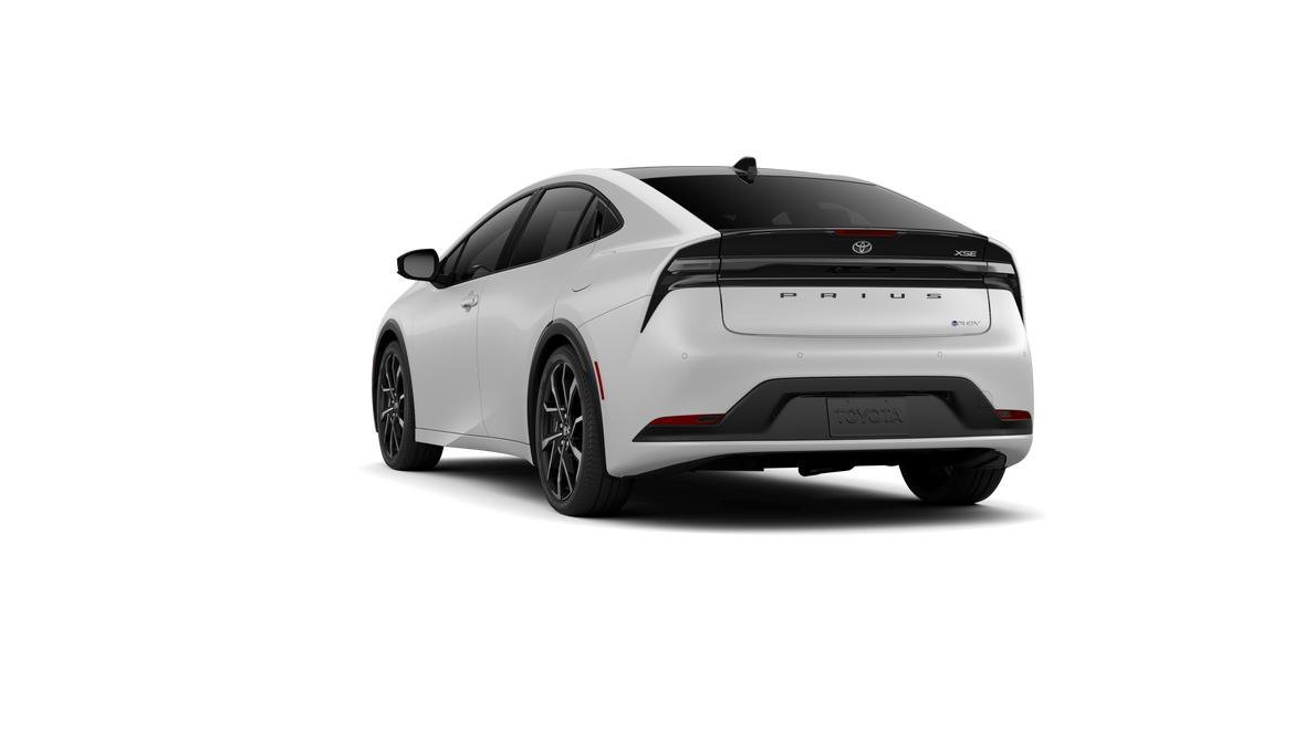 New 2026 Wind Chill Pearl Toyota XSE Premium image 58