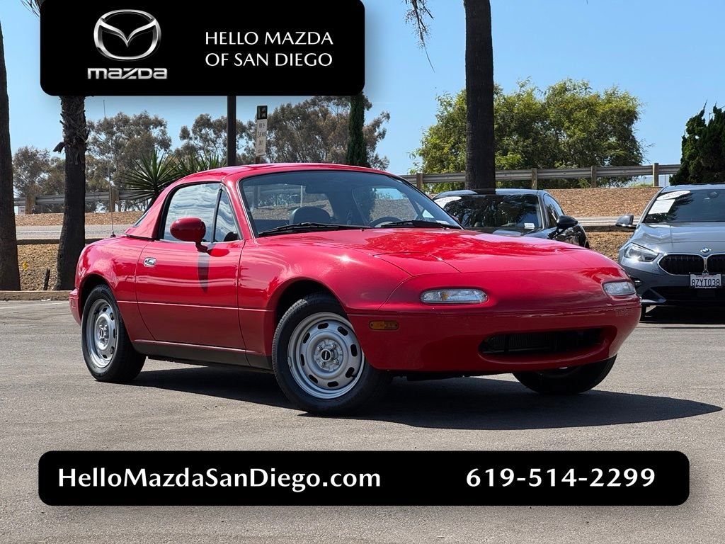 Used 1990 Classic Red Mazda Base image 1
