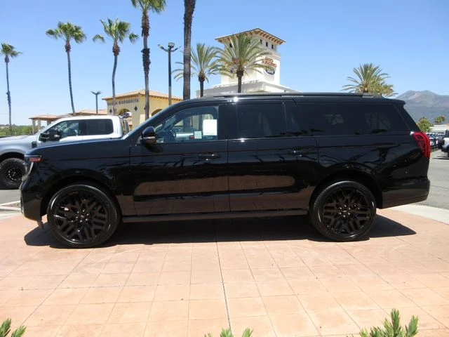 2026 Ford Expedition Platinum MAX 4x4's photo