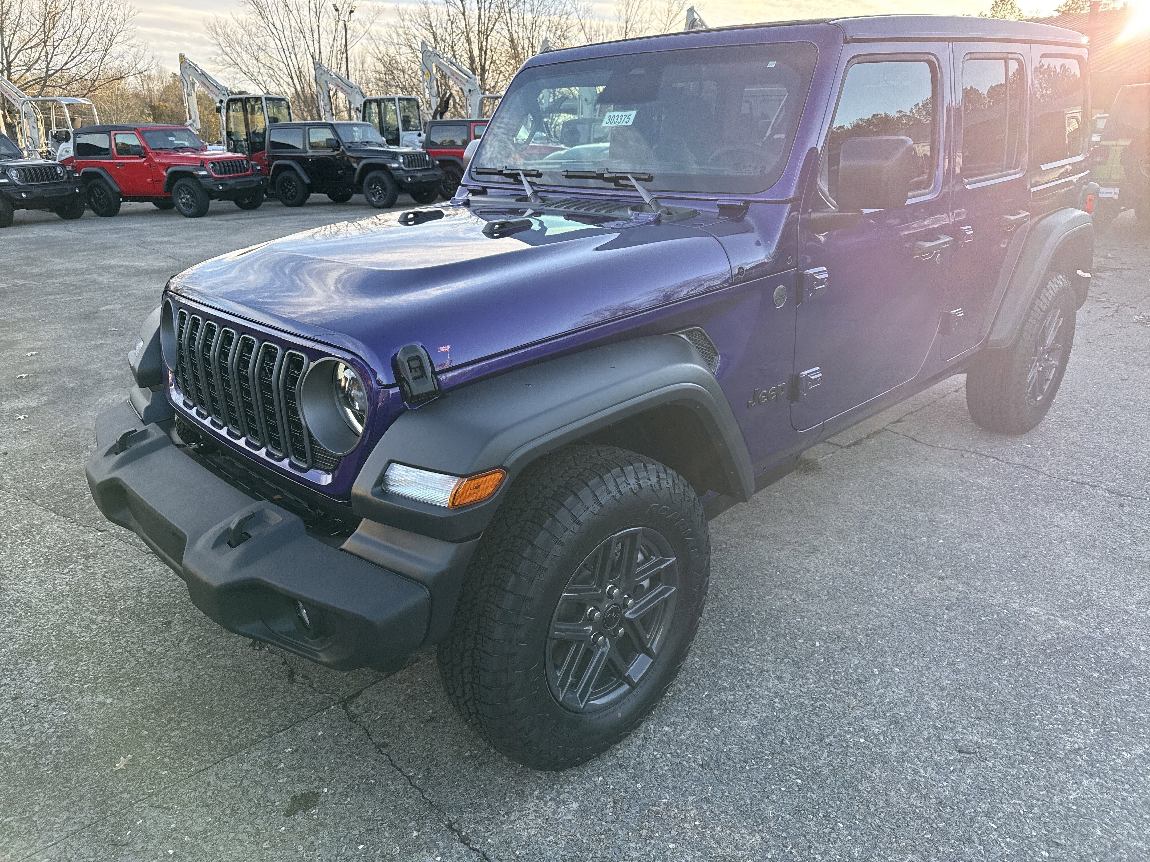 New 2026 Reign Jeep Sport S image 3