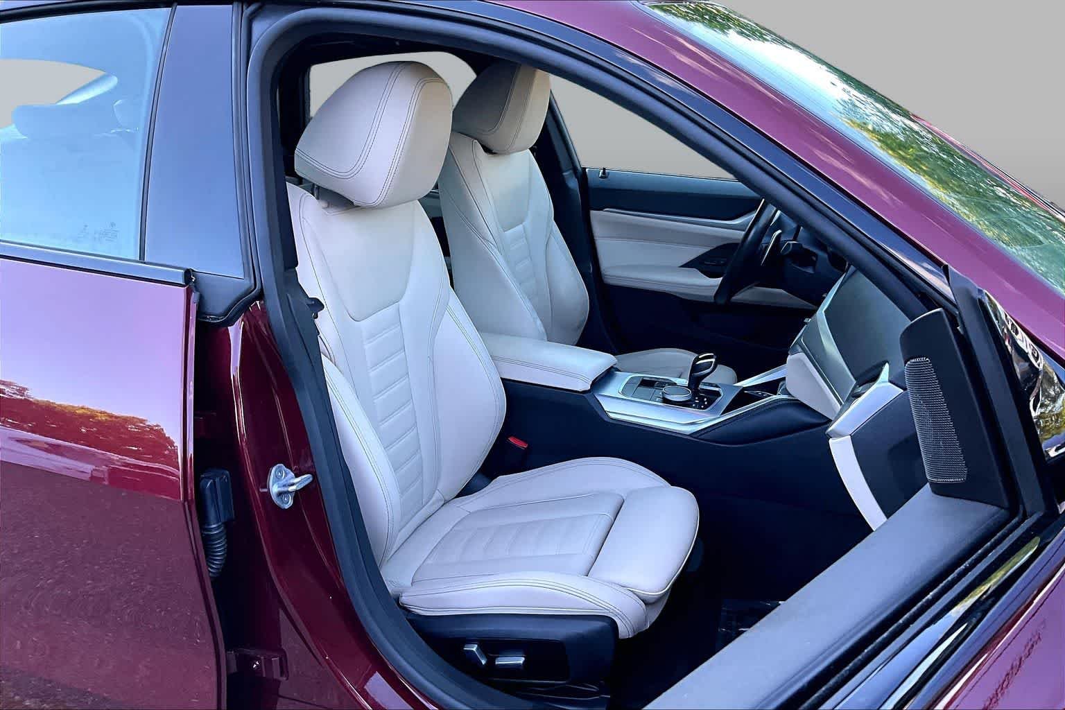 Used 2022 Aventurin Red Metallic BMW M440i xDrive image 8