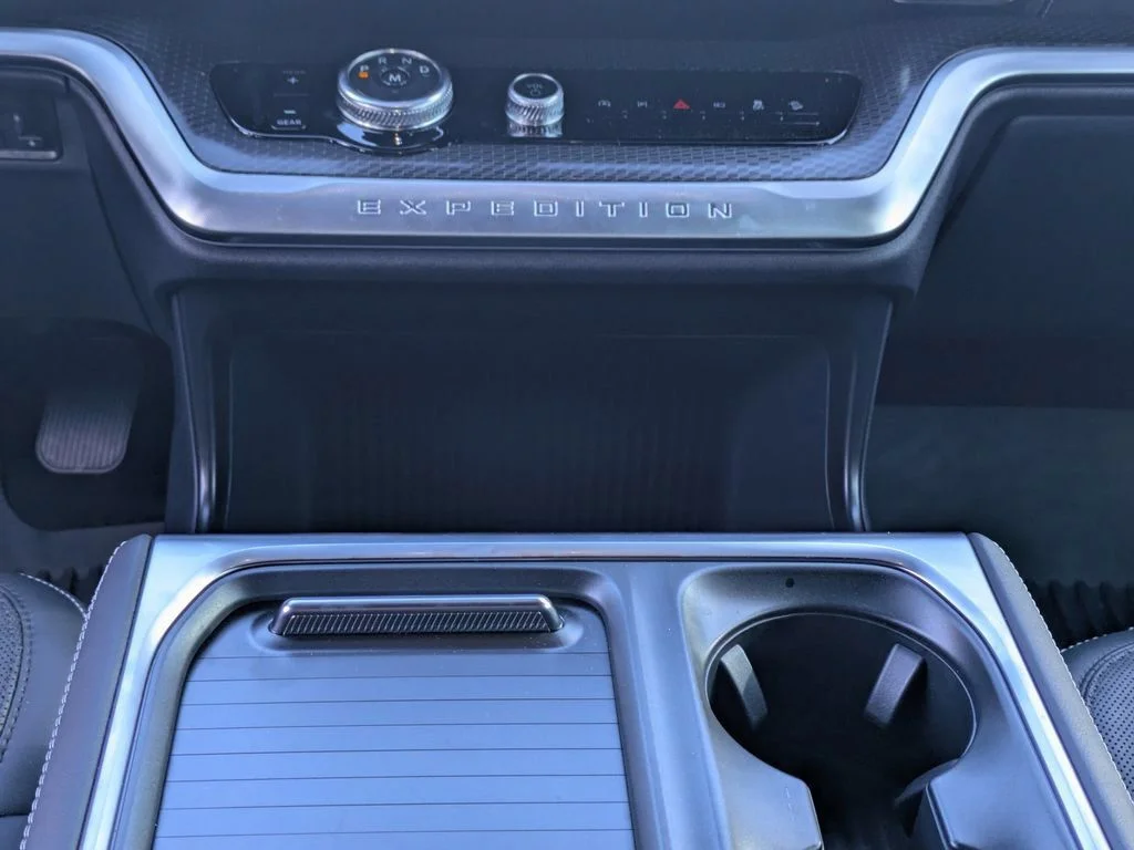 2025 Ford Expedition Platinum - Photo 22