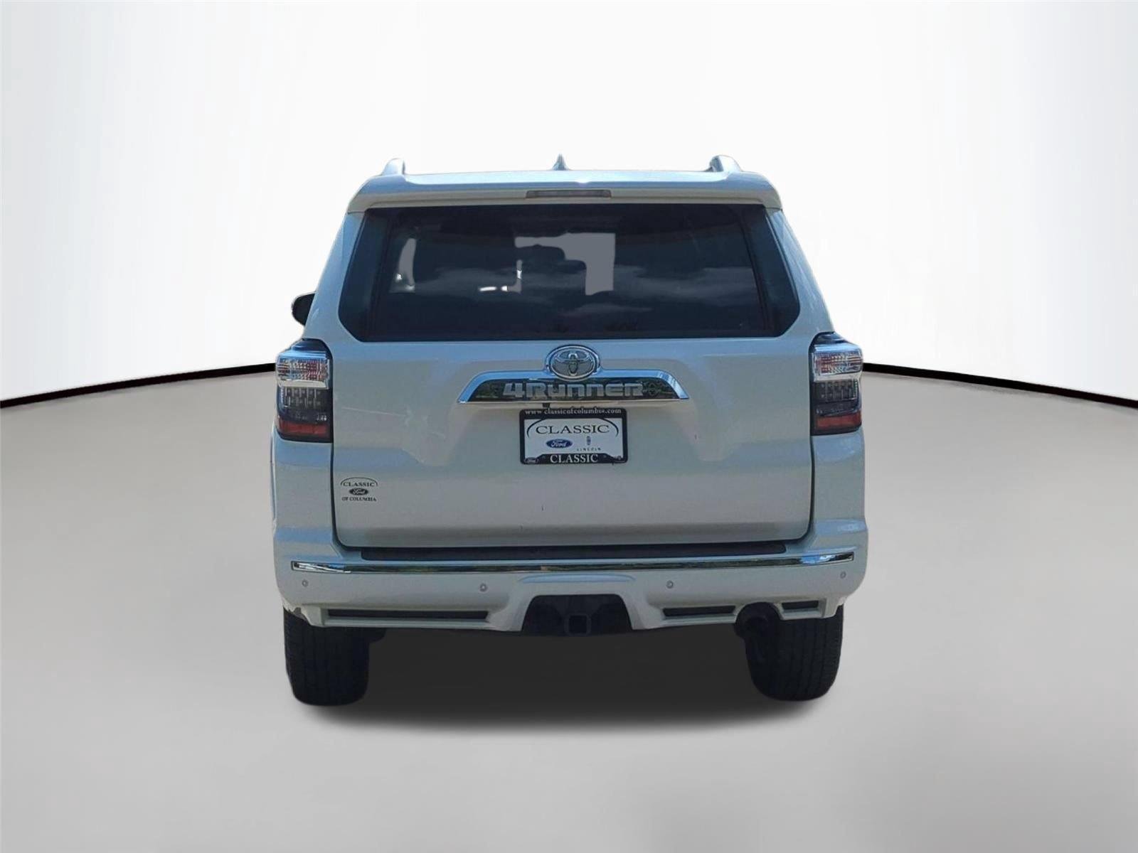 Used 2019 Blizzard Pearl Toyota Limited image 4